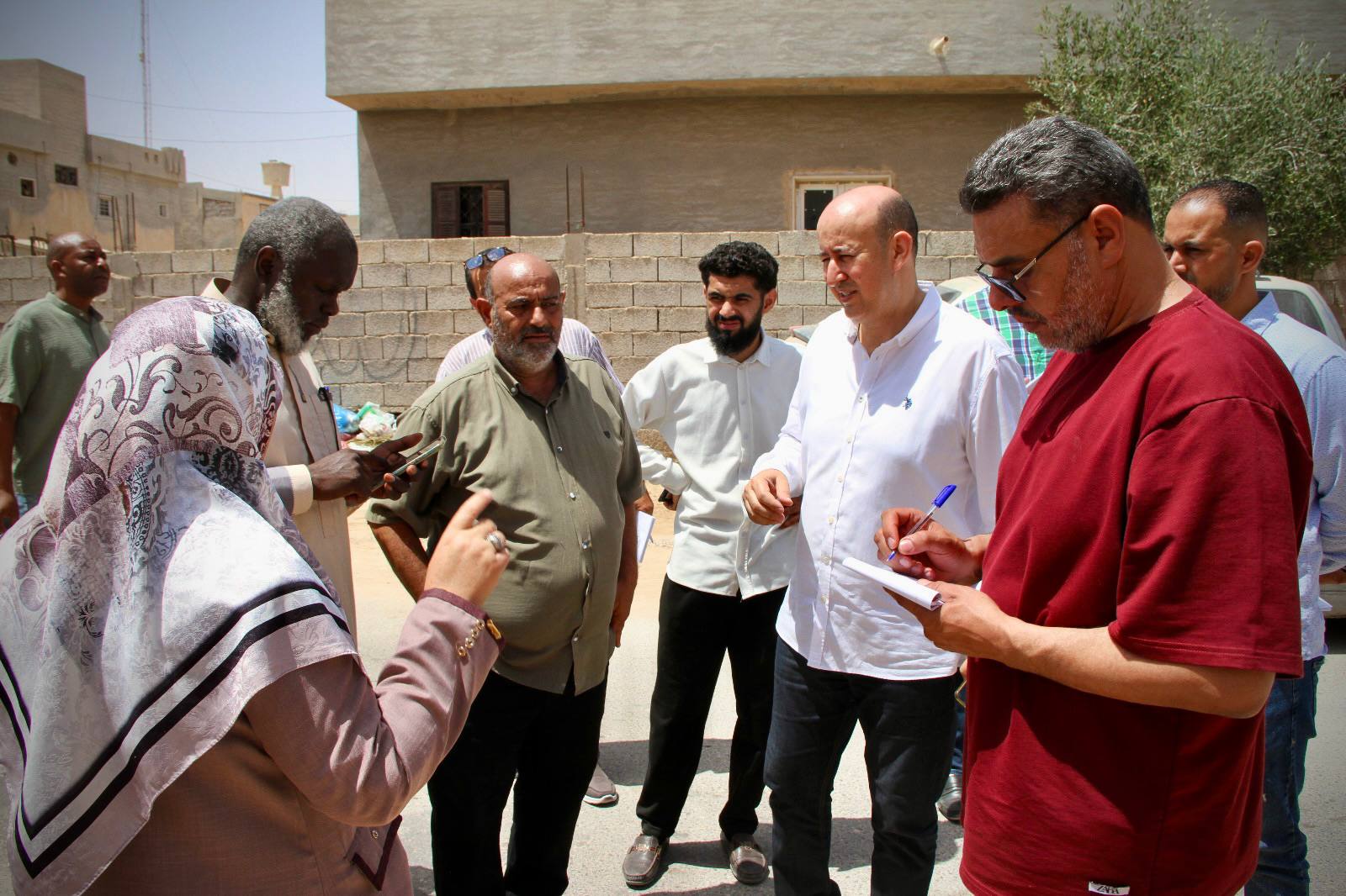 ديوان وزارة الإسكان والتعمير بالمنطقة الغربية يتفقد الوحدات السكنية في بلدية زلطن