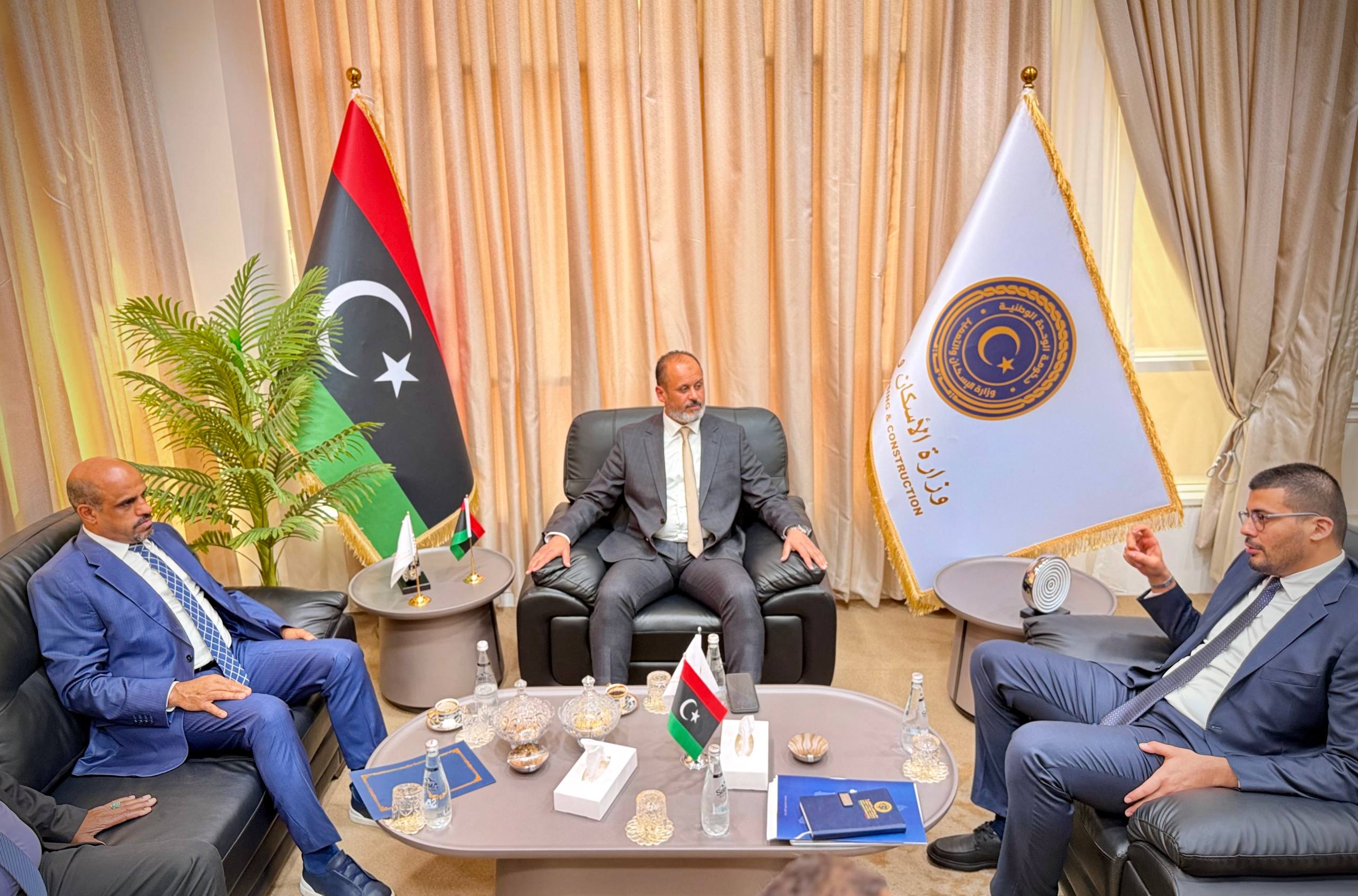 اجتماع وزاري تمهيدي لمتابعة تنفيذ برنامج الإسكان الشبابي ضمن مبادرة عودة الحياة