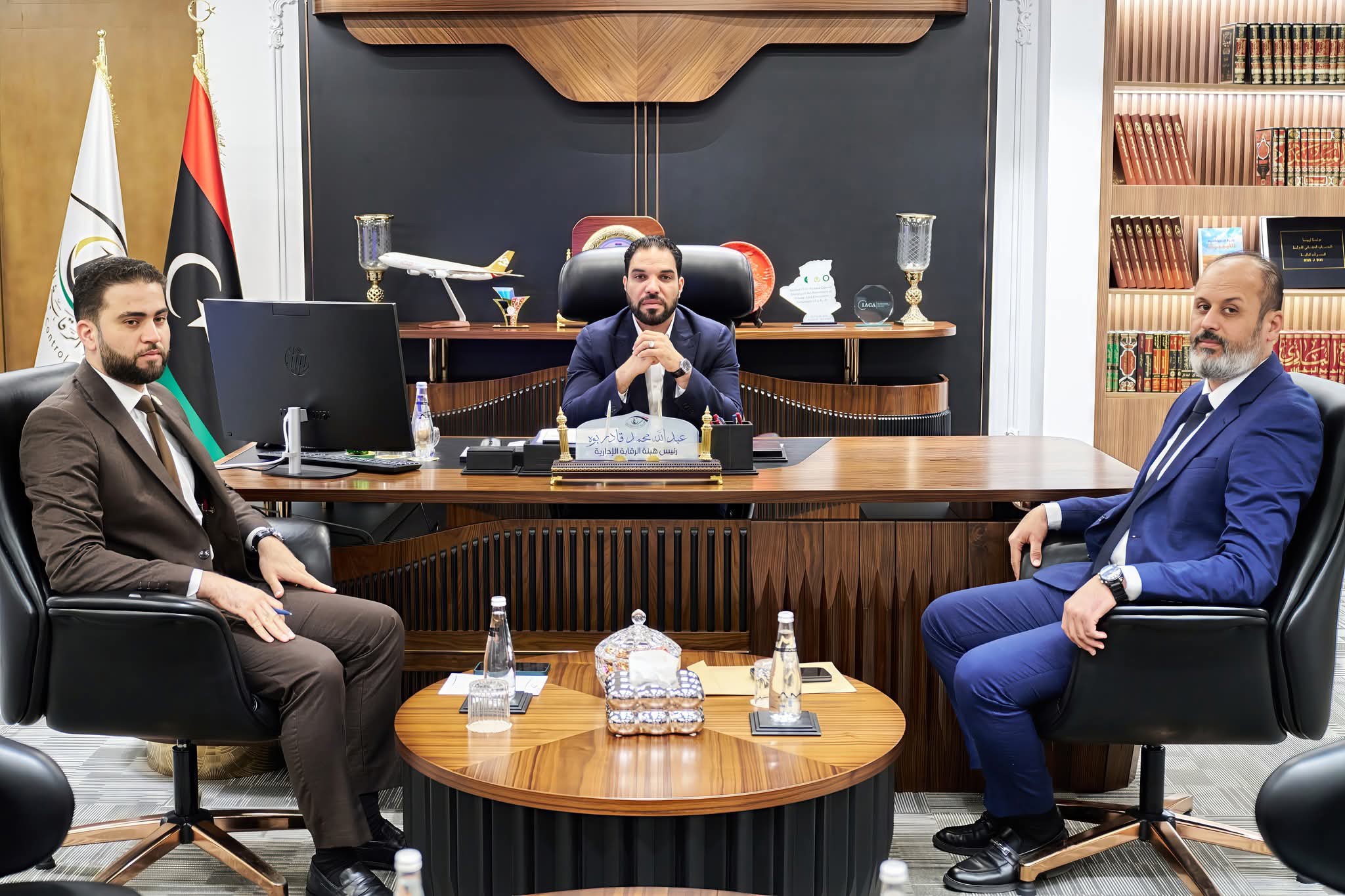 وزير الإسكان يبحث مع رئيس هيئة الرقابة الإدارية معالجة المباني الآيلة للسقوط